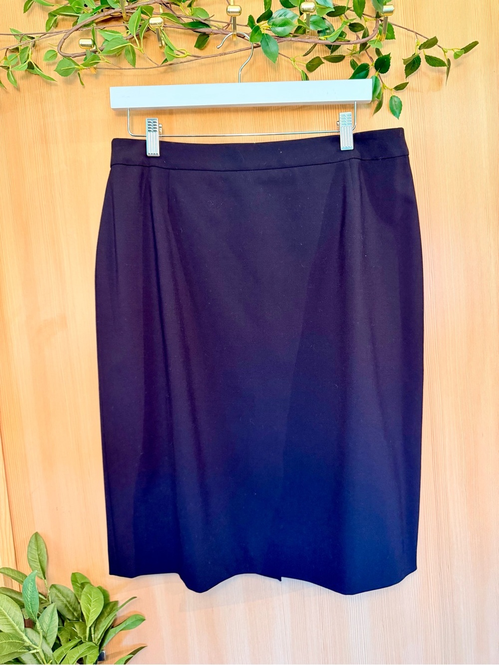 BOSS Black Pencil Skirt Super 120 Italian Fabric Stretch Career Size 8